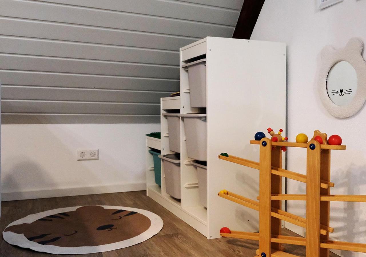 Casa Luxe - 80Qm - Stadtmitte - Familienfreundlich - Parkplatz - 5Km Zum Legoland Gunzburg Bagian luar foto